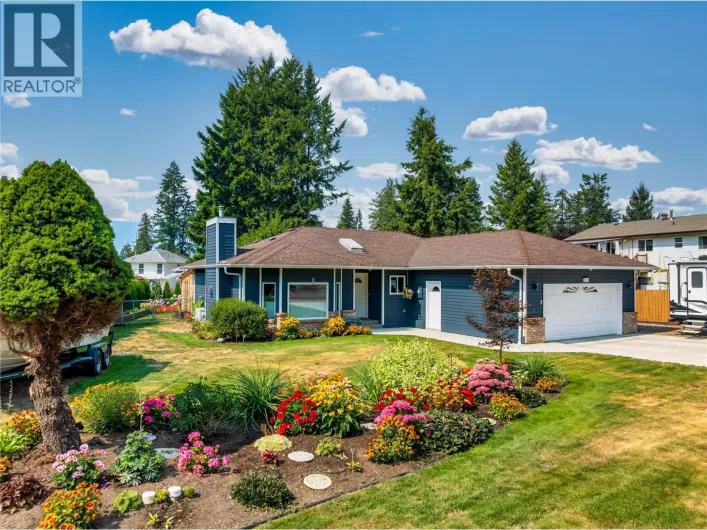 1571 17 Street SE, Salmon Arm