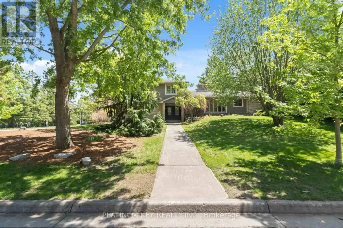 1571 MCCLURE DRIVE, London North