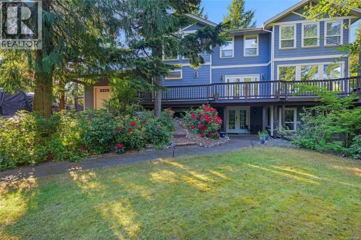 1571 Meadowood Way, Qualicum Beach