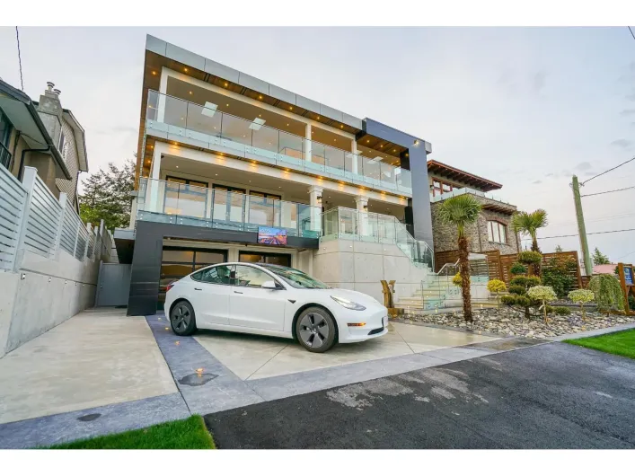 15729 CLIFF AVENUE, White Rock
