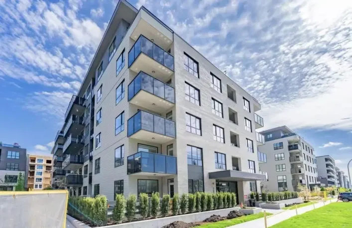 15735 85 AVENUE, Surrey