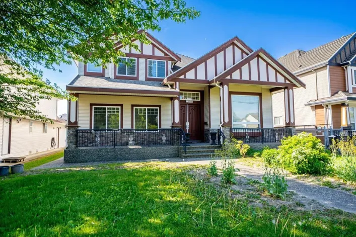 15746 84 AVENUE, Surrey