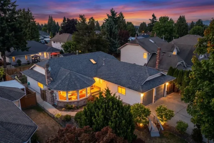 15747 92A AVENUE, Surrey