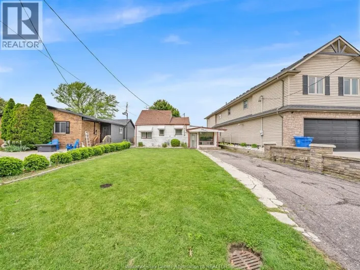 1576 CAILLE, Lakeshore