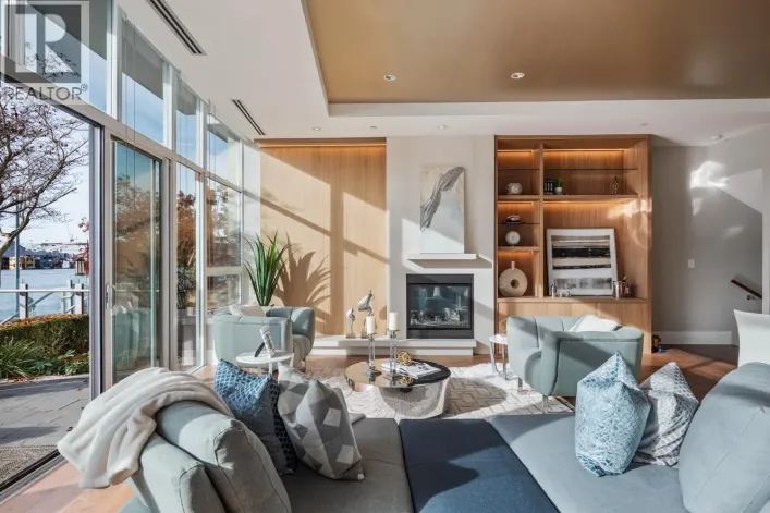1576 HOMER MEWS, Vancouver