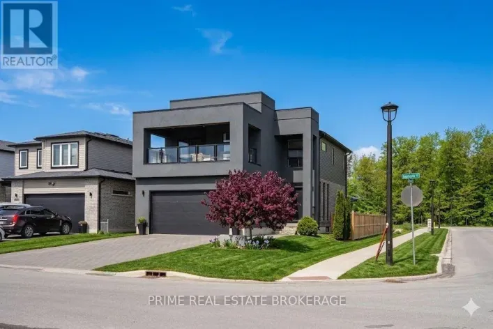 1577 APPLEROCK AVENUE, London North