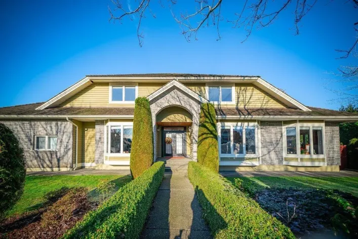 15775 39A AVENUE, Surrey
