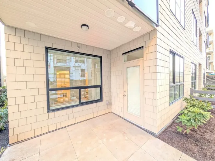 15777 85 AVE, Surrey