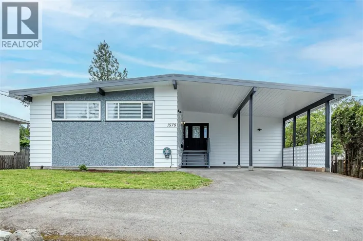 1579 Kenmore Rd, Saanich
