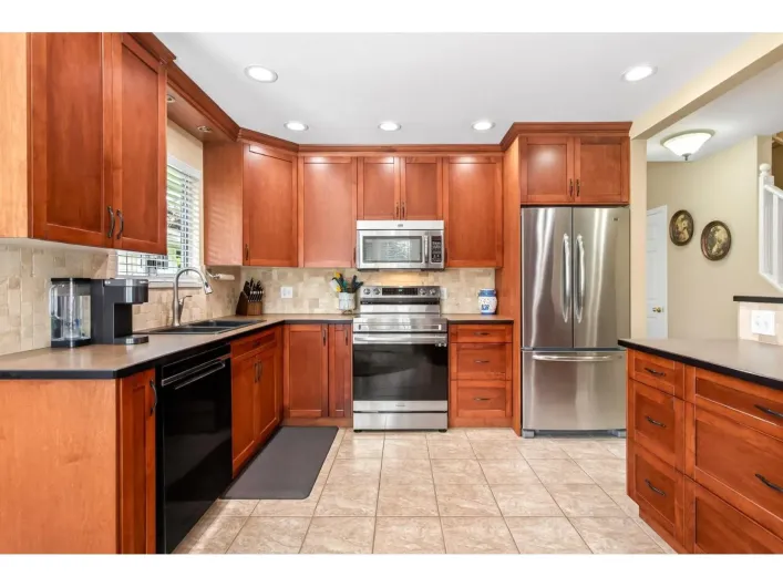 158 8737 212 STREET, Langley