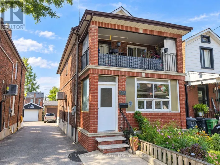 158 BLACKTHORN AVENUE, Toronto