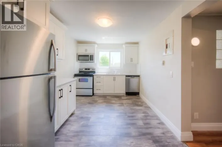 158 ERB Street E Unit# 33, Waterloo