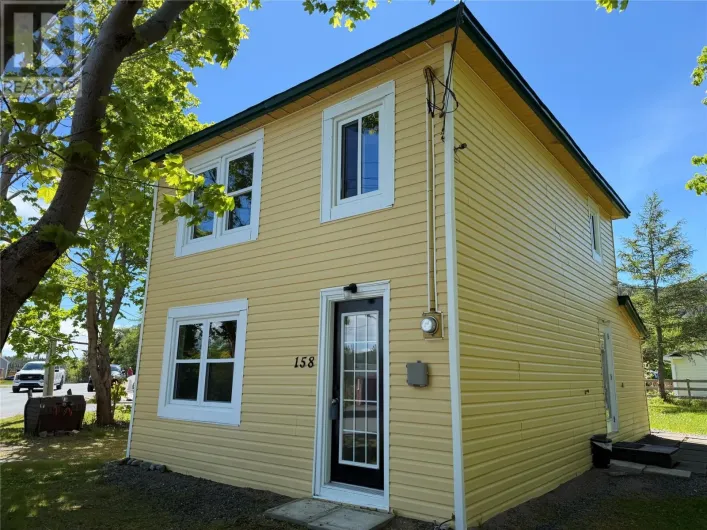 158 Main Street, Clarkes Beach