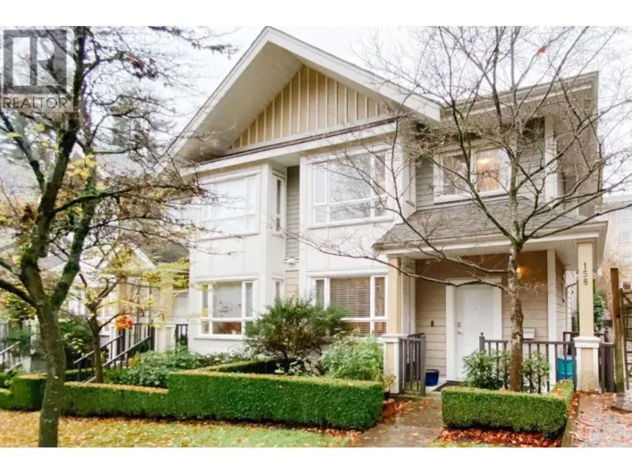 158 W 22ND STREET, North Vancouver