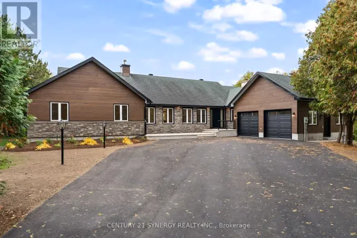 1580 GROVES ROAD, Russell