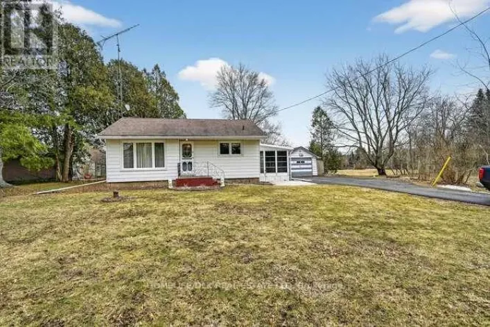 1581 COUNTY RD 2 ROAD, Front of Yonge