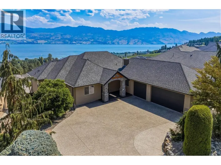 1581 Gregory Road, West Kelowna