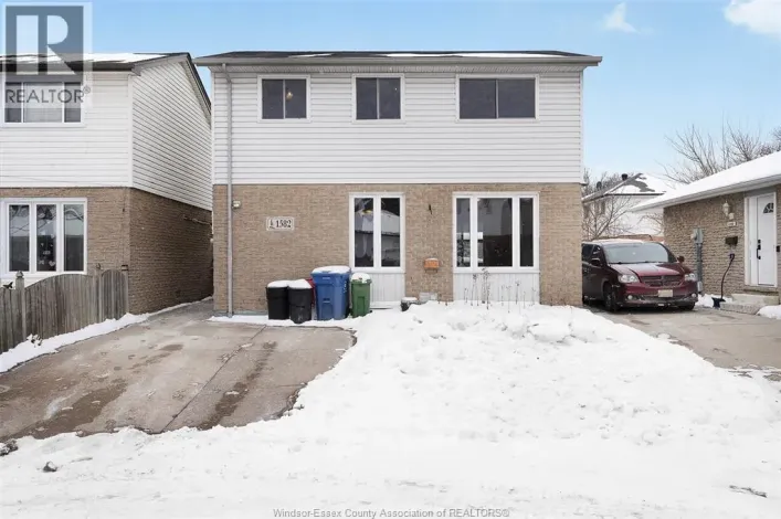 1582 BAYSWATER CRESCENT, Windsor