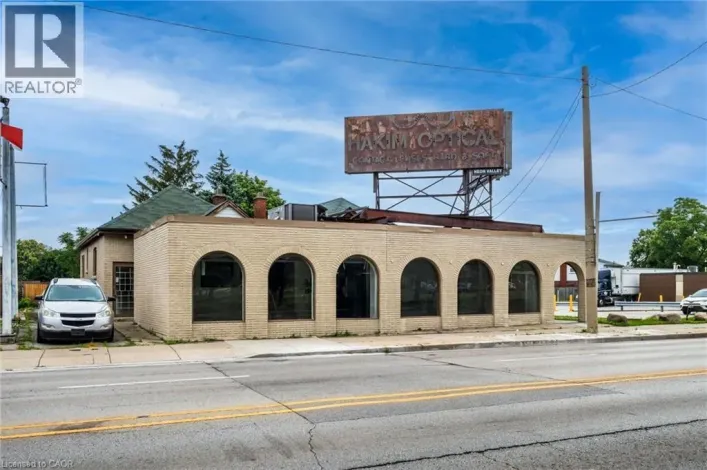 1583 MAIN Street E, Hamilton