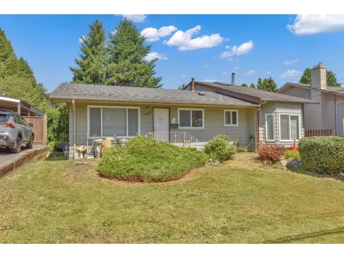 15835 RUSSELL AVENUE, White Rock