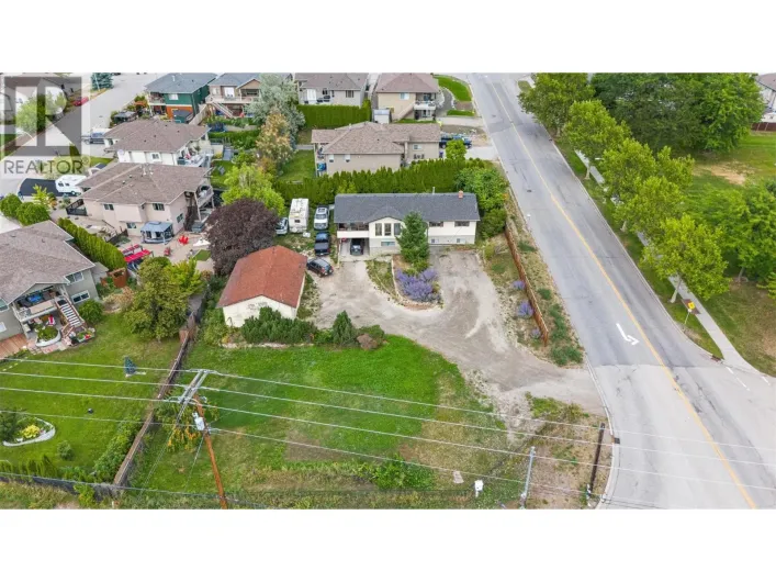 1584 Highway 33 E, Kelowna