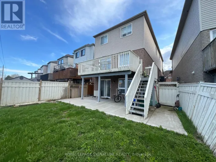 1585 AVONMORE SQUARE, Pickering