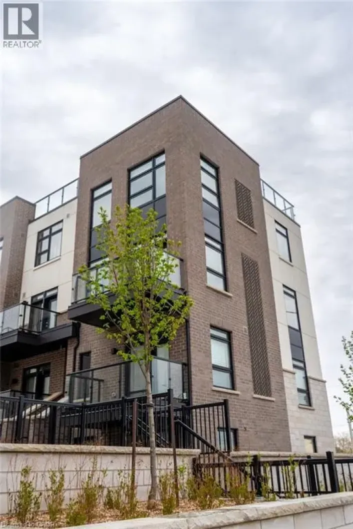 1585 ROSE Way Unit# 119, Milton