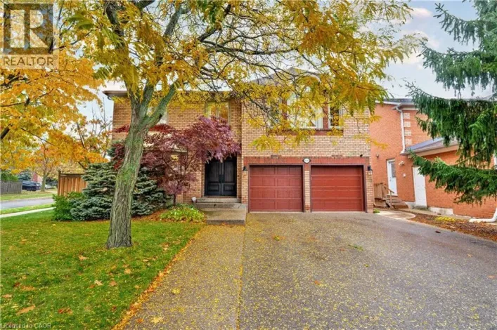 1586 HERITAGE Way, Oakville