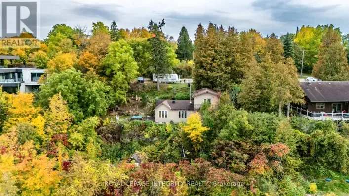 1587 LILAC LANE, Ottawa