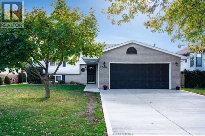 1587 Oakwood, Lakeshore