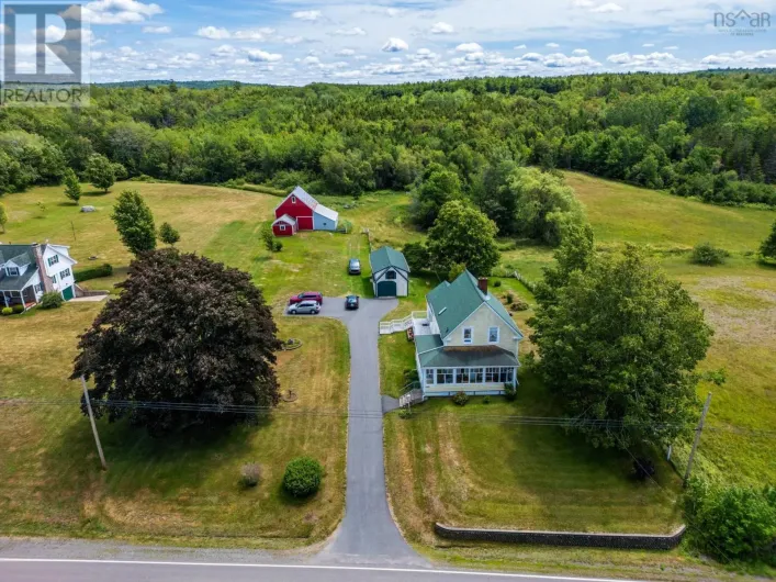 1588 Highway 201, Round Hill