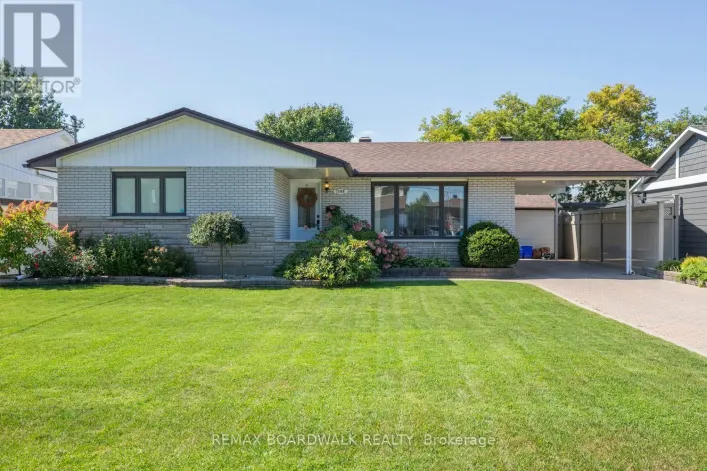 1588 MAXIME STREET, Ottawa