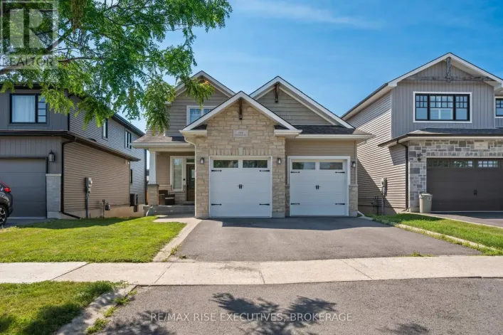 159 MCDONOUGH CRESCENT, Loyalist