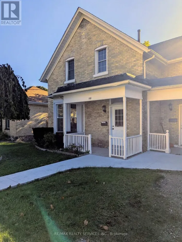 159 WELLINGTON STREET, Cambridge