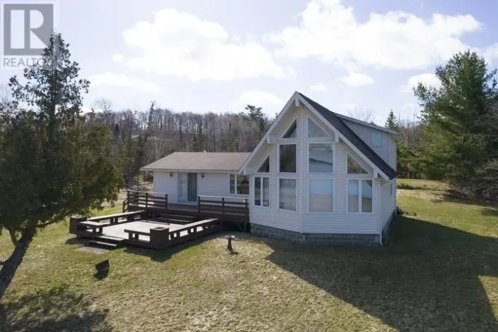 1590 C Line RD, Richards Landing