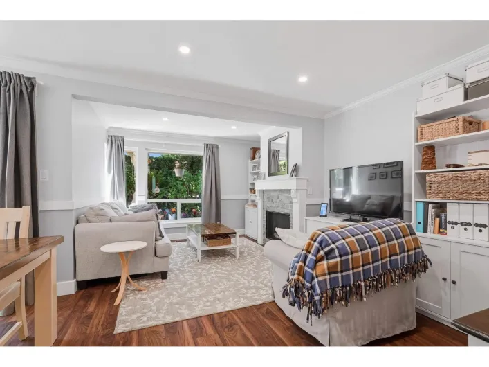 15913 ALDER PLACE, Surrey
