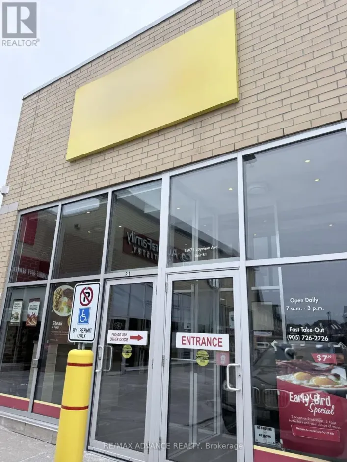 15975 BAYVIEW AVENUE, Aurora