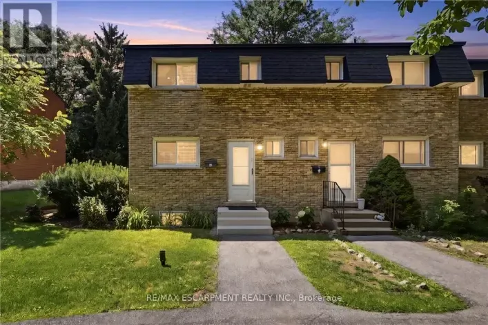 16 - 1420 GARTH STREET, Hamilton