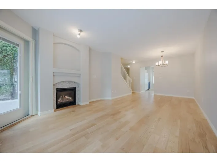 16 15432 16A AVENUE, Surrey