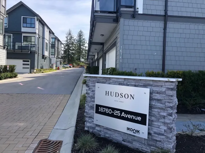 16 16760 25 AVENUE, Surrey