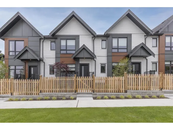 16 1959 165A STREET, Surrey