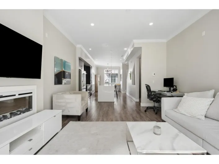 16 2528 156 STREET, Surrey
