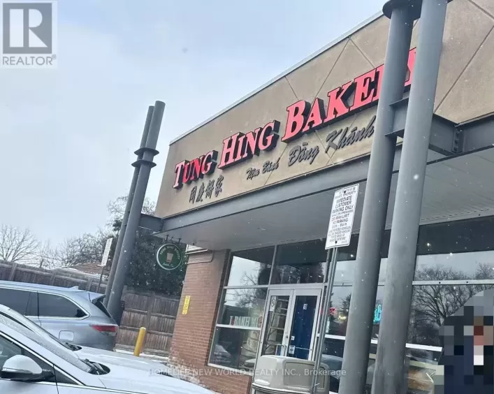 16 - 2555 VICTORIA PARK AVENUE, Toronto