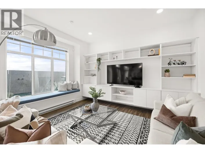 16 3552 VICTORIA DRIVE, Coquitlam