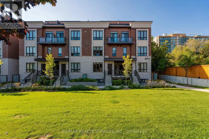 16 - 4017 HICKORY DRIVE, Mississauga