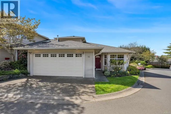 16 4383 Torquay Dr, Saanich