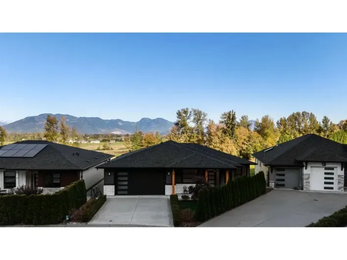 16 50778 LEDGESTONE PLACE|Eastern Hillsides, Chilliwack