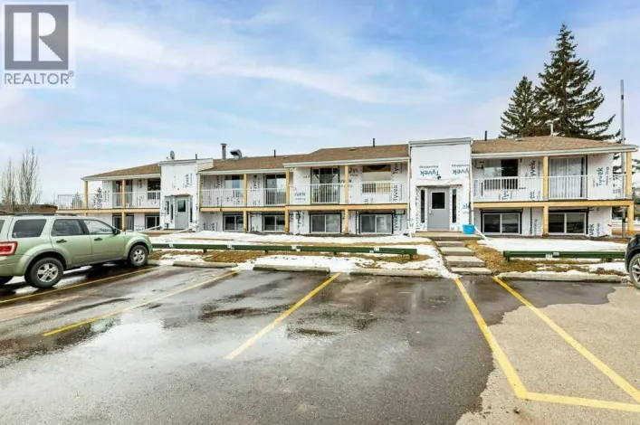 16, 7 Stanton Street, Red Deer