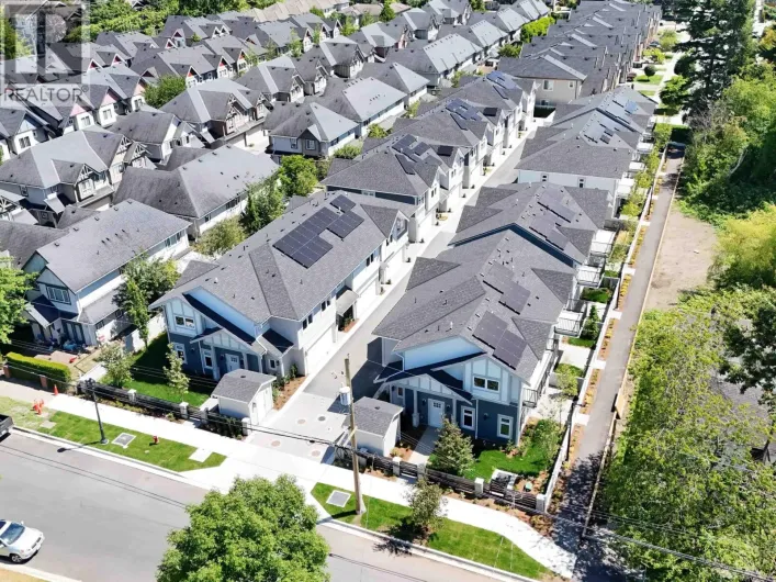 16 7100 ASH STREET, Richmond