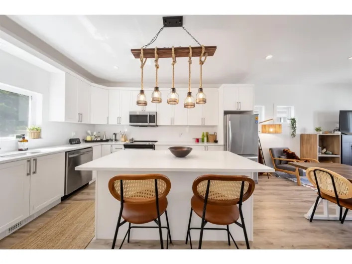 16 750 HOT SPRINGS ROAD|Harrison Hot Springs, Harrison Hot Springs